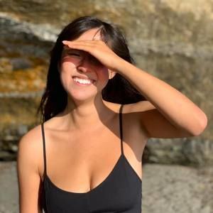 Meet your Posher, Alina